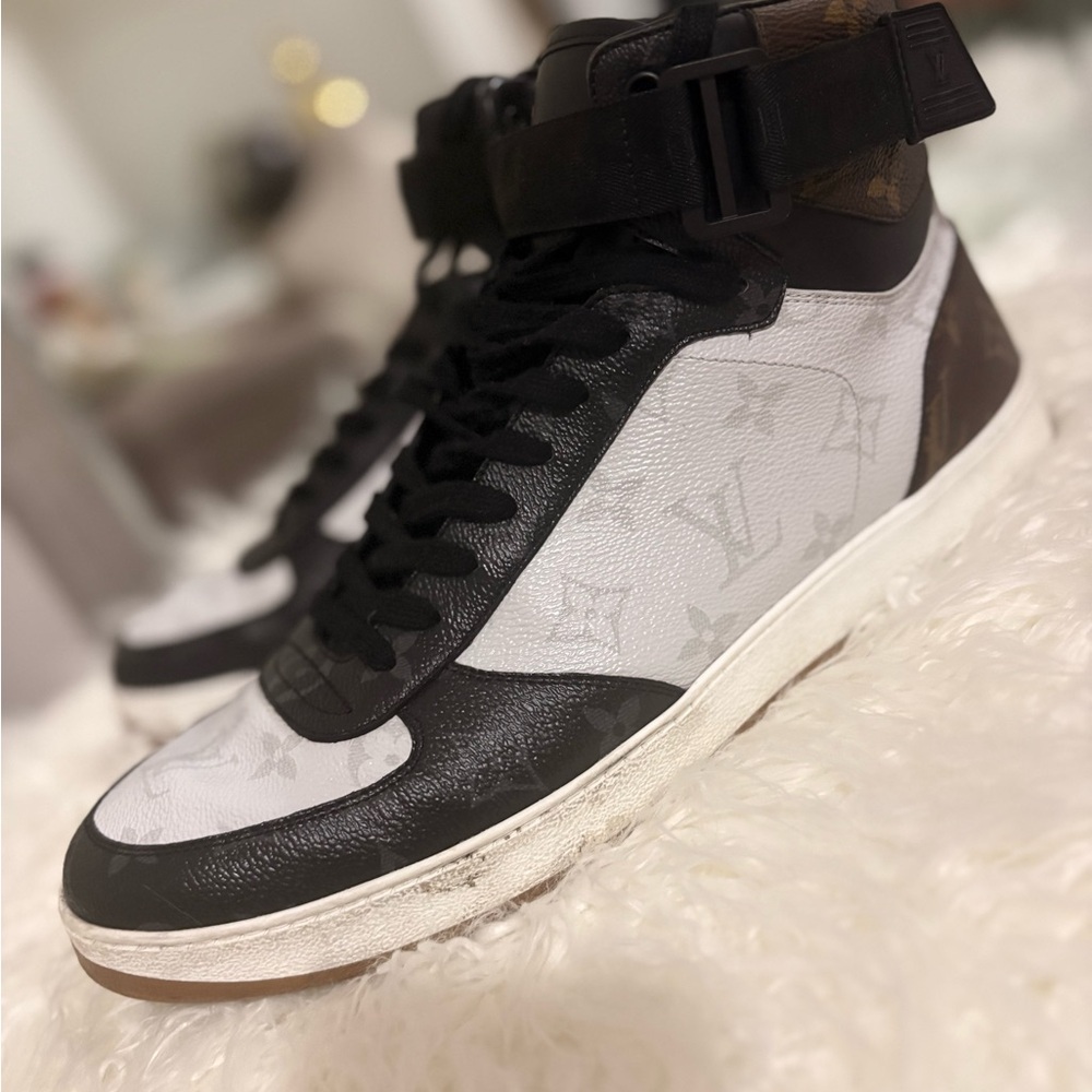 Louis Vuitton Rivoli Monogram High-Top Sneakers